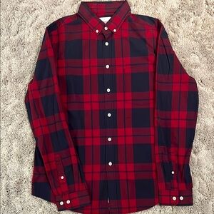 Gently Used Men’s Goodfellow & Co Red and Black Checkered Shirt